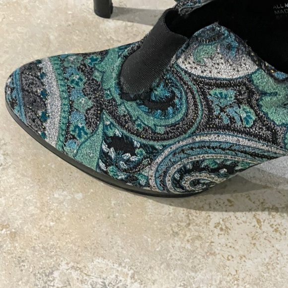 Diba paisley teal boho retro tapestry booties. - Picture 3 of 10